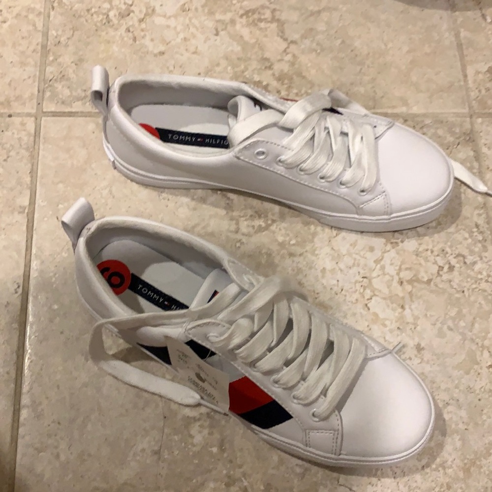 Tommy shoes